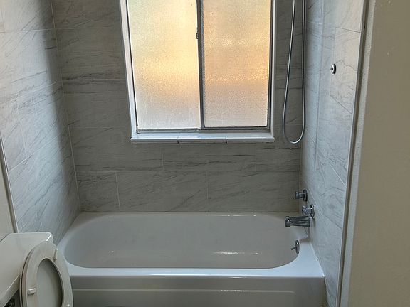 4th image of 1205 Yosemite St APT 1