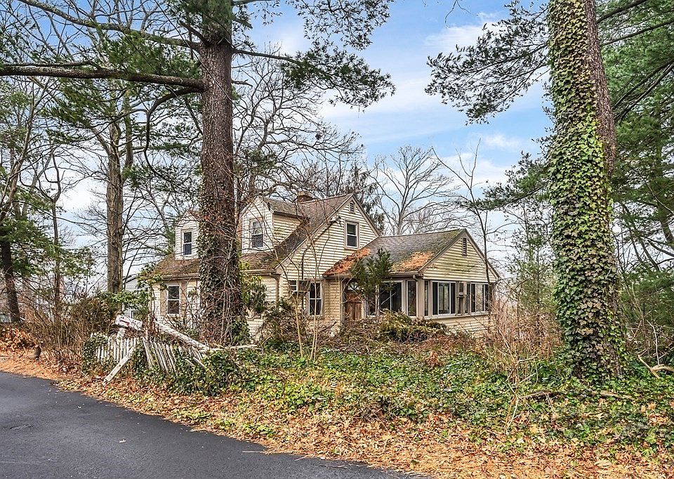 56 Dexter Rd, Melrose, MA 02176 Zillow