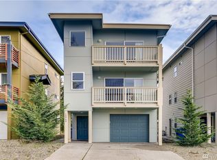 14960 6th Ave S, Burien, WA