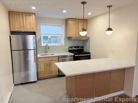 104 Trowbridge St, Cambridge, MA