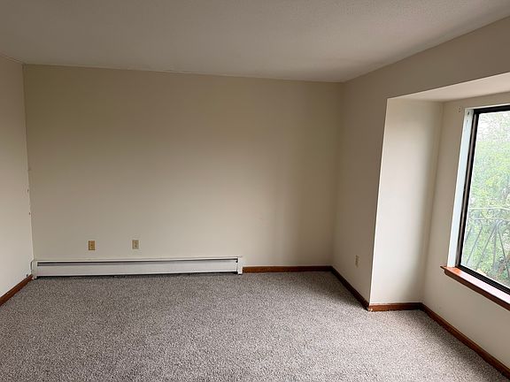 4th image of 73 Mountford St APT 5B