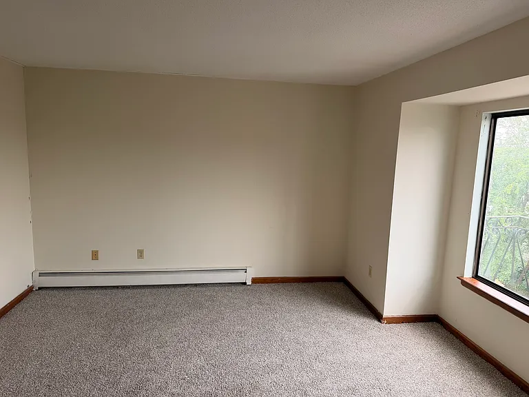 73 Mountford St #5B — Photo 4