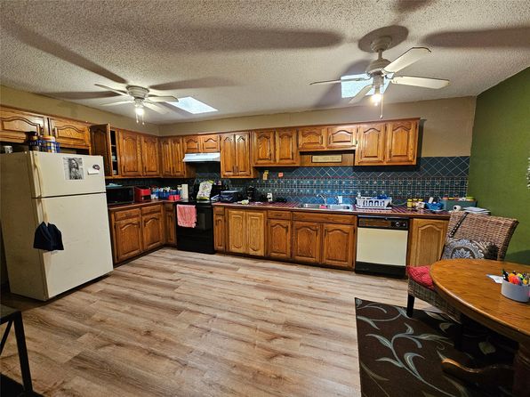 garland-texas-27022951 picture