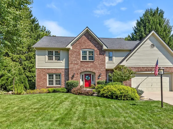 8745 Admirals Bay Dr, Indianapolis, IN 46236