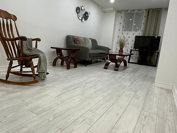 5th image of 317 Ritas Ave