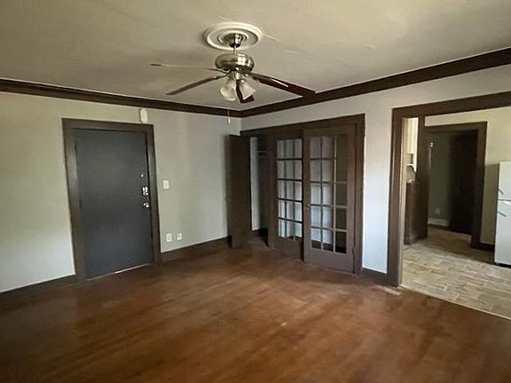 2nd image of 4448 Virginia Ave #11
