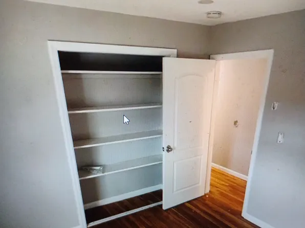 (undisclosed Address), Woodbury, NY 11797