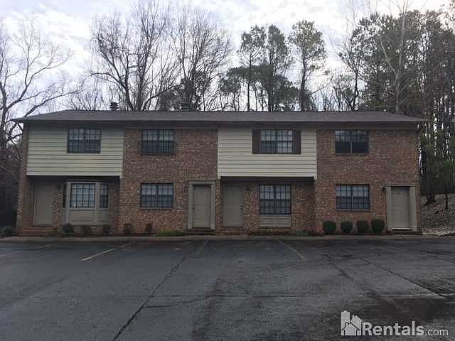 1st image of 207 Woodland