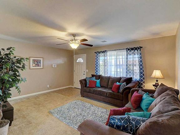 5th image of 3014 W Larkspur Dr
