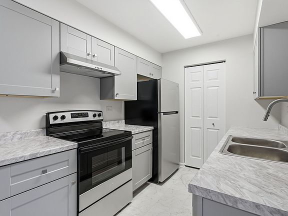 2nd image of 627 Virginia Rd APT 111