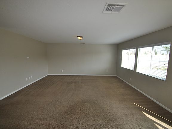 5th image of 765 Albizia Ct