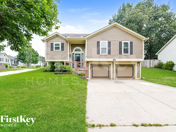 1601 NW 79th Ter, Kansas City, MO 64118