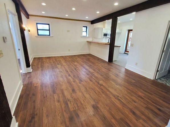 2123 W Mineral St #202