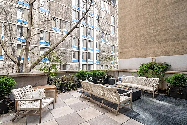 Rented by Douglas Elliman | media 4