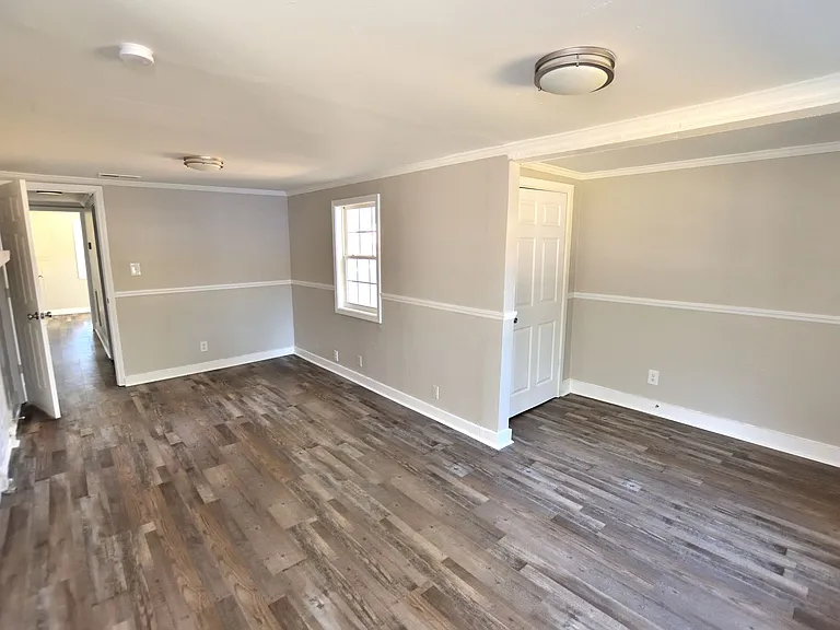 1577 Charter Dr — Photo 8