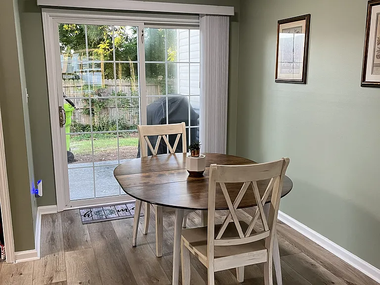 Various furnished pics