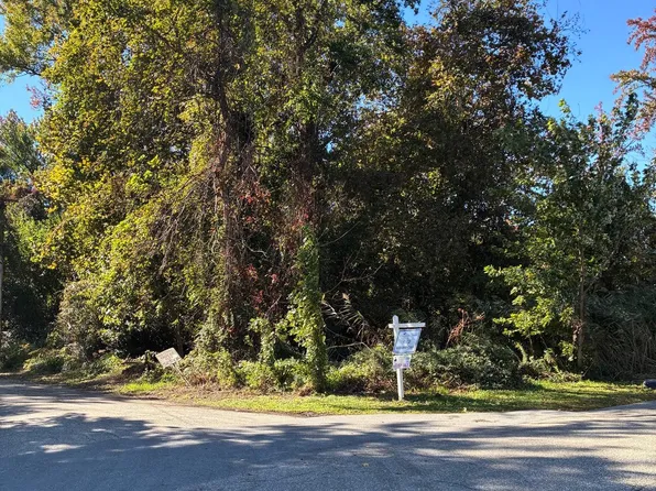 Bush Ave, Pasadena, MD 21122