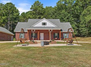 587 Clinton Tinnin Rd, Clinton, MS 39056