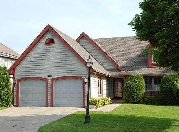 2nd image of 7502 Carter Cir