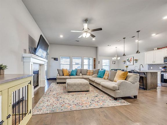 4th image of 16312 Cold Fire Rd