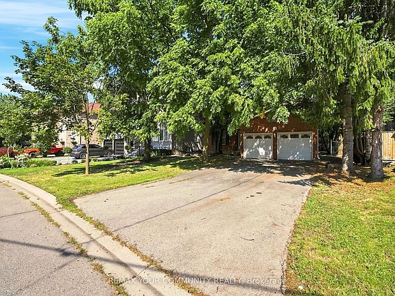 2nd image of 34A Claridge Dr