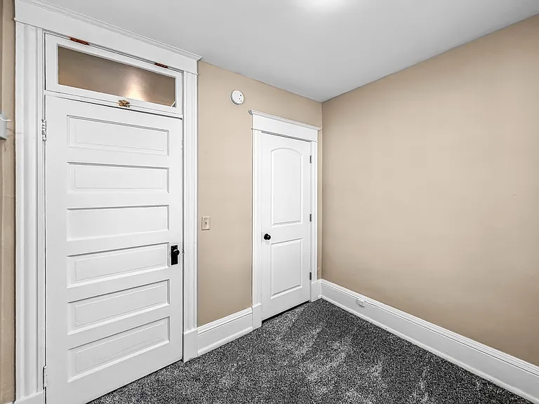 221 Chestnut St #221 — Photo 10