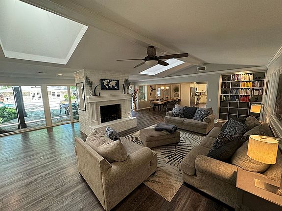4th image of 3715 Cedar Elm Ln