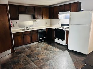 113 2nd Ave SW #2, Cresco, IA 52136