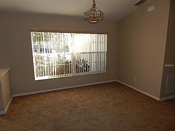 4th image of 533 Gentle Breeze Dr