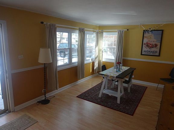 5th image of 650 N Vista Ave