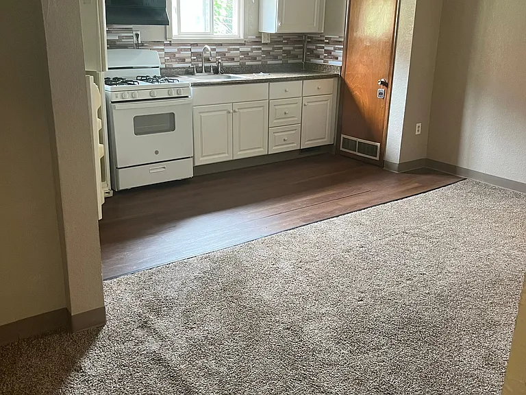 4900 Walnut St #4 — Photo 4