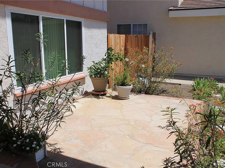 3881 Hendrix St — Photo 6