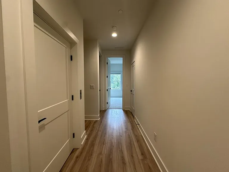 4802 Moonview Ln — Photo 24