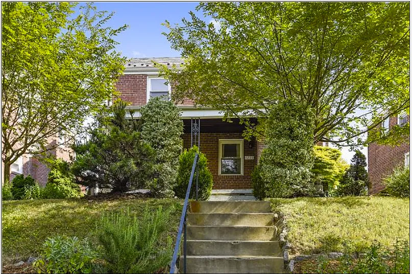 1255 Van Buren St NW photo 1
