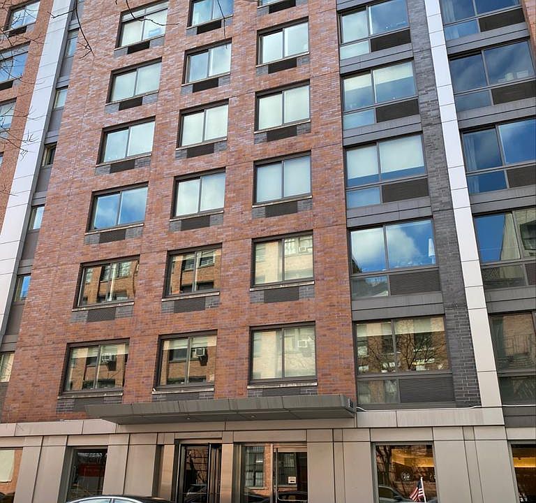 1st image of 530 W 45th St APT 7U