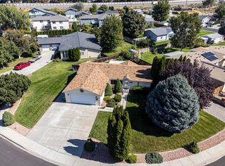 574 Laurelbrook Ct, Richland, WA 99352