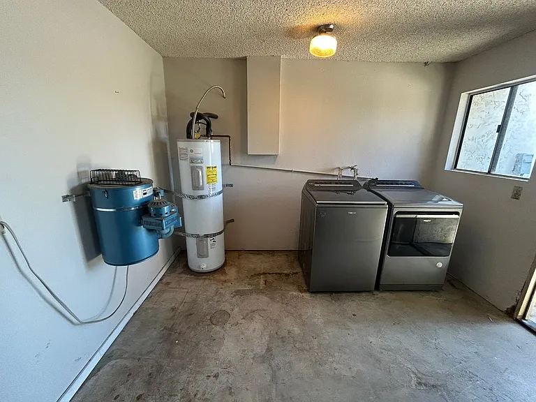 5402 Villas Dr — Photo 27