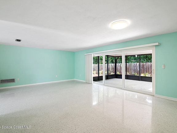 5th image of 44 Grandview Blvd