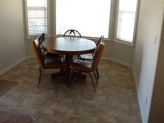 4th image of 2470 Lark Ln