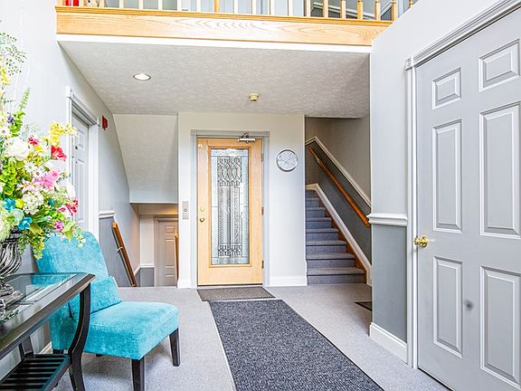 2nd image of 111 Mason Pointe