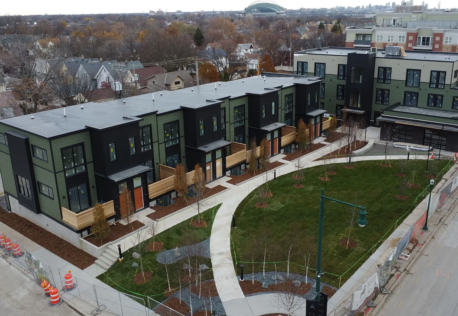 Union Green Apartments — Photo 1