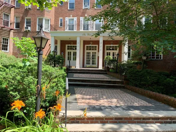 511 West 232nd Street image 1 of 12