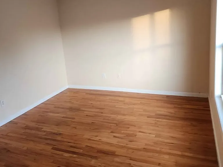 226 Bond St #2 — Photo 4
