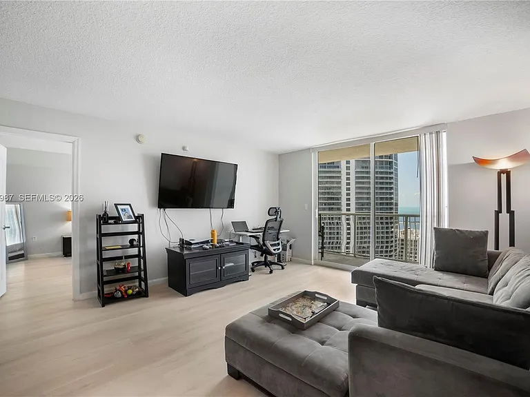 1200 Brickell Bay Dr #4121 — Photo 12