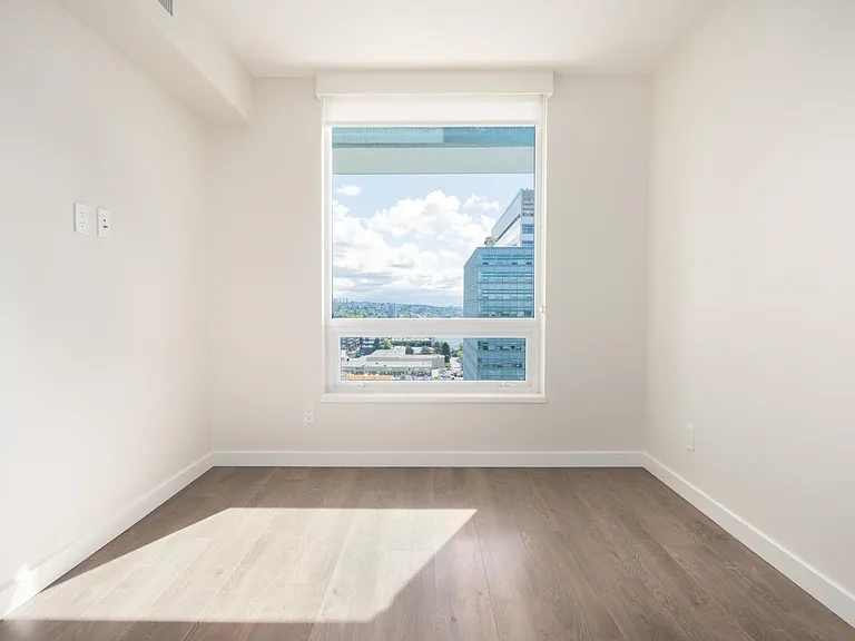 8189 Cambie St #1606 — Photo 8