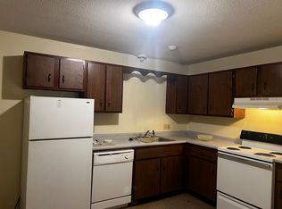 59 Manchester St APT 3, Leominster, MA 01453