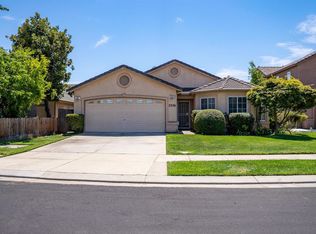 2356 Garden Oak Dr, Riverbank, CA 95367