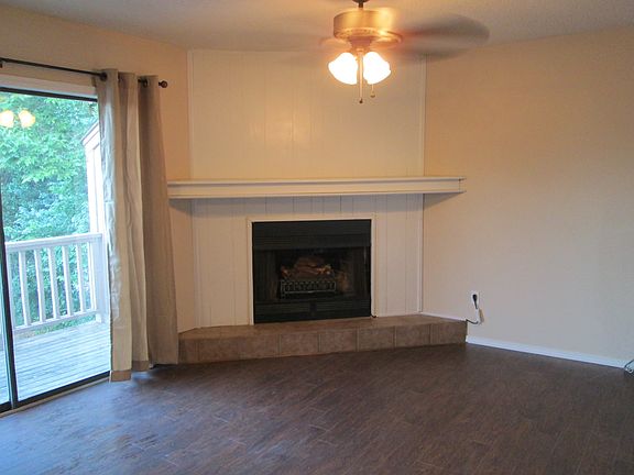 2nd image of 711 Buena Vista Ave #B