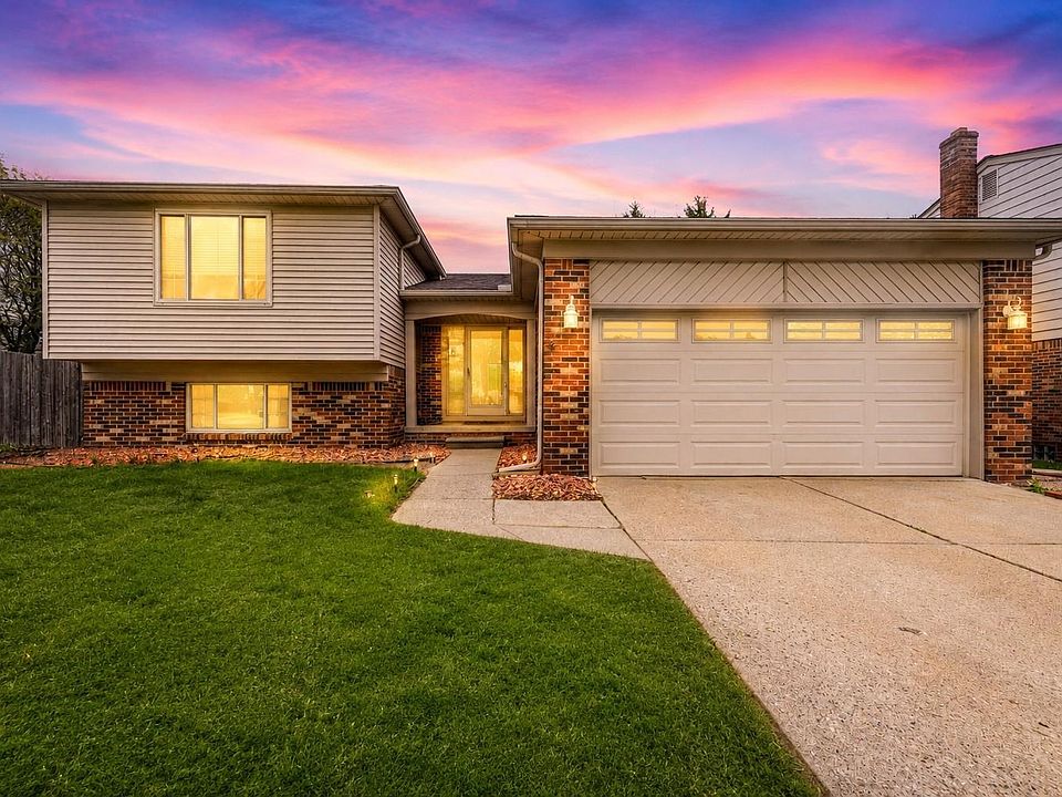 1st image of 38982 Sutton Dr