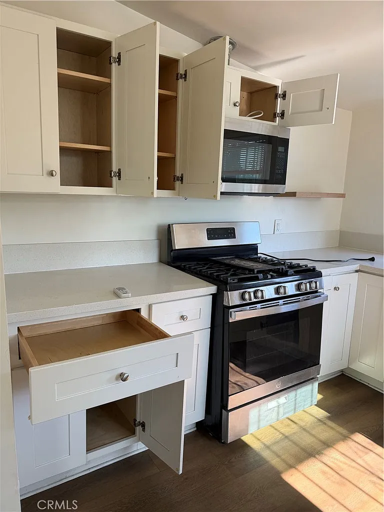 3 bed, 1500 sqft, $3,000 — Photo 1